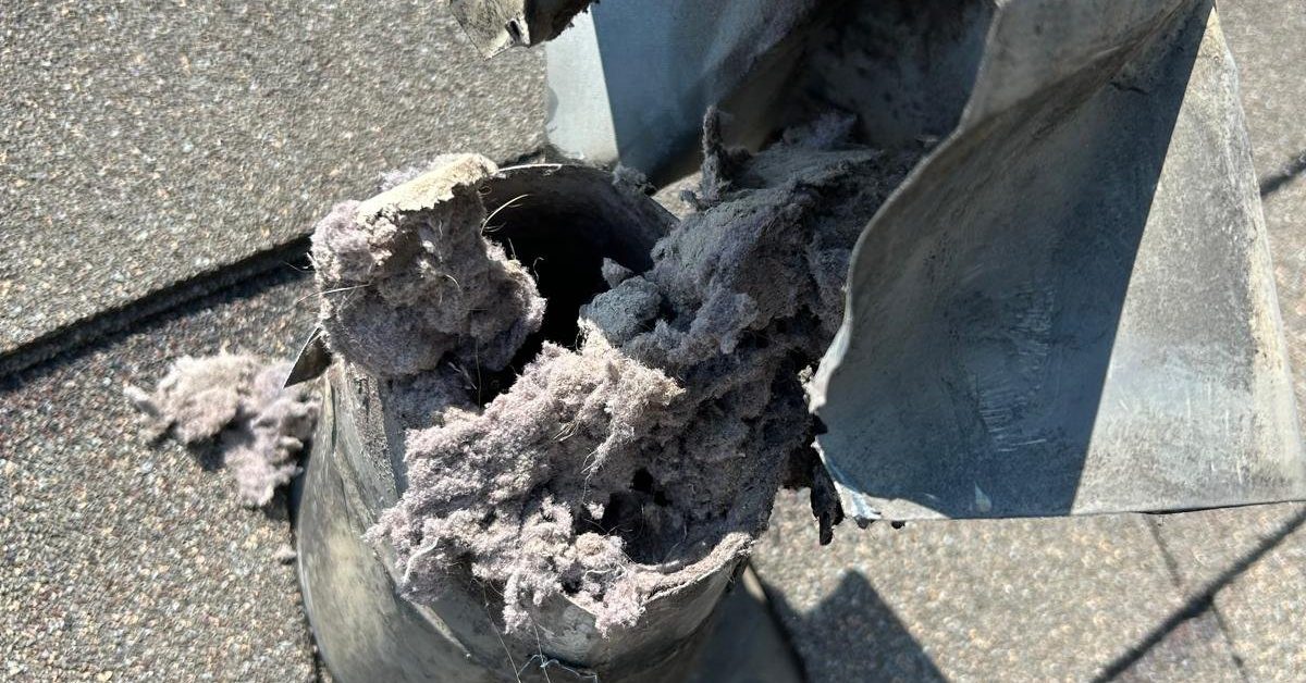 Top Warning Signs That Your Dryer Vent Needs Cleaning Now