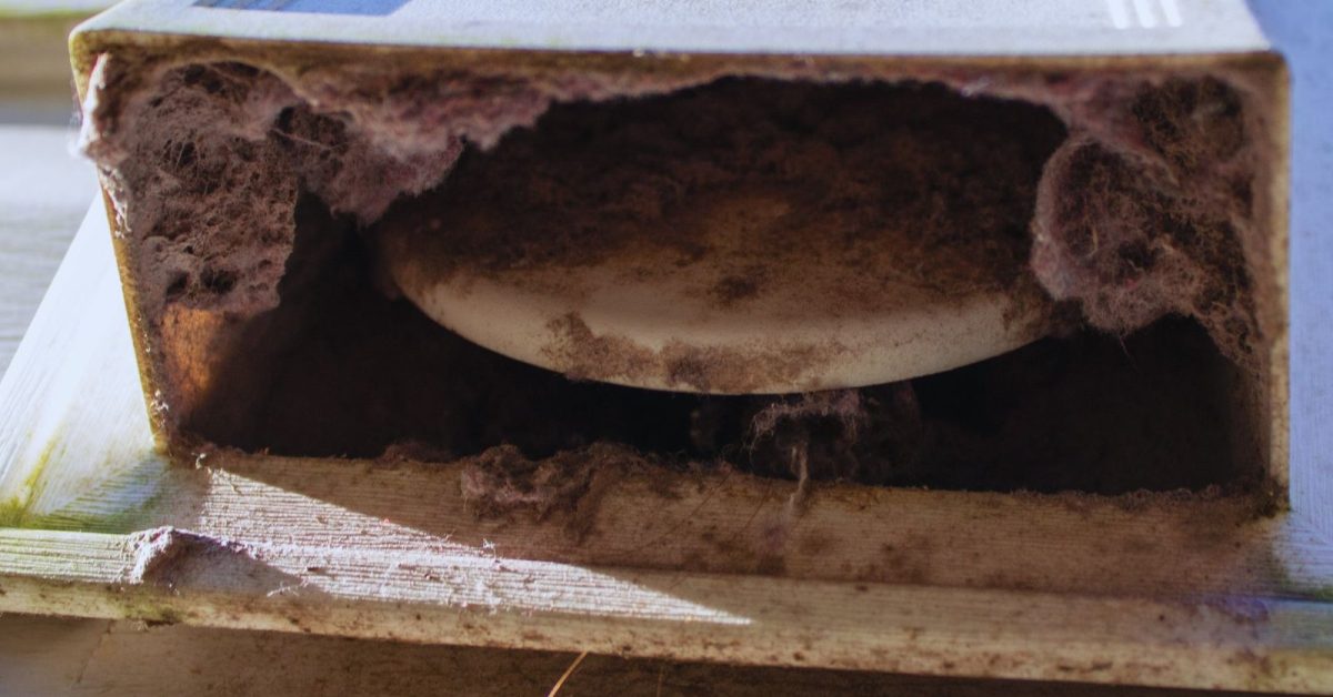5 Dangers of Clogged Dryer Vents